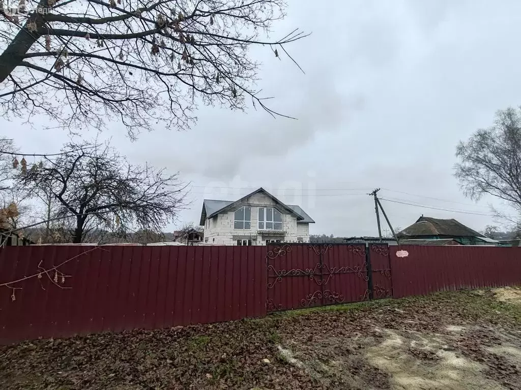 Дом в Подборки, деревня Подборки (200 м) - Фото 1