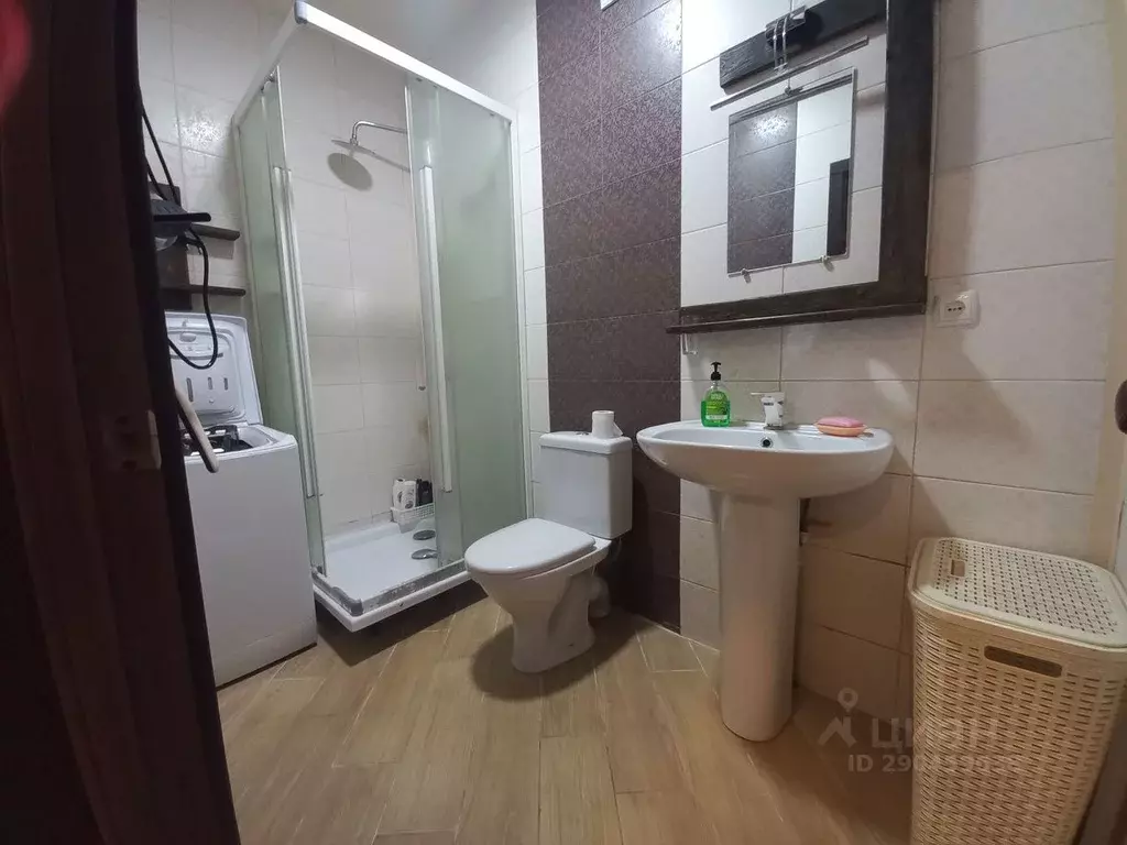 1-к кв. Крым, Симферополь ул. 25-я Коллективных Садов, 214 (24.0 м) - Фото 1