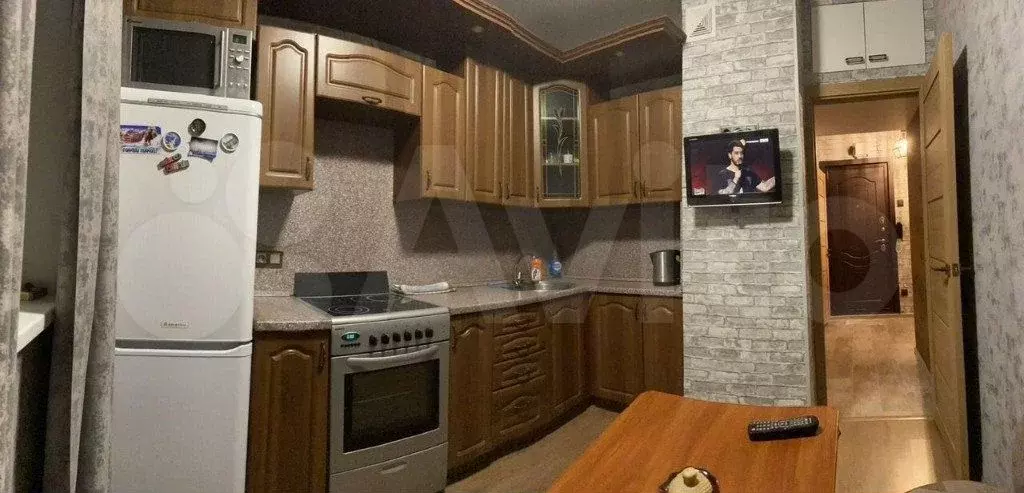 1-к. квартира, 50 м, 9/12 эт. - Фото 1