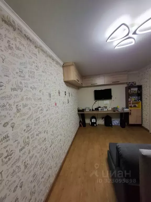 2-к кв. Татарстан, Елабуга Танайка мкр, ул. Сююмбике, 32 (50.3 м) - Фото 2