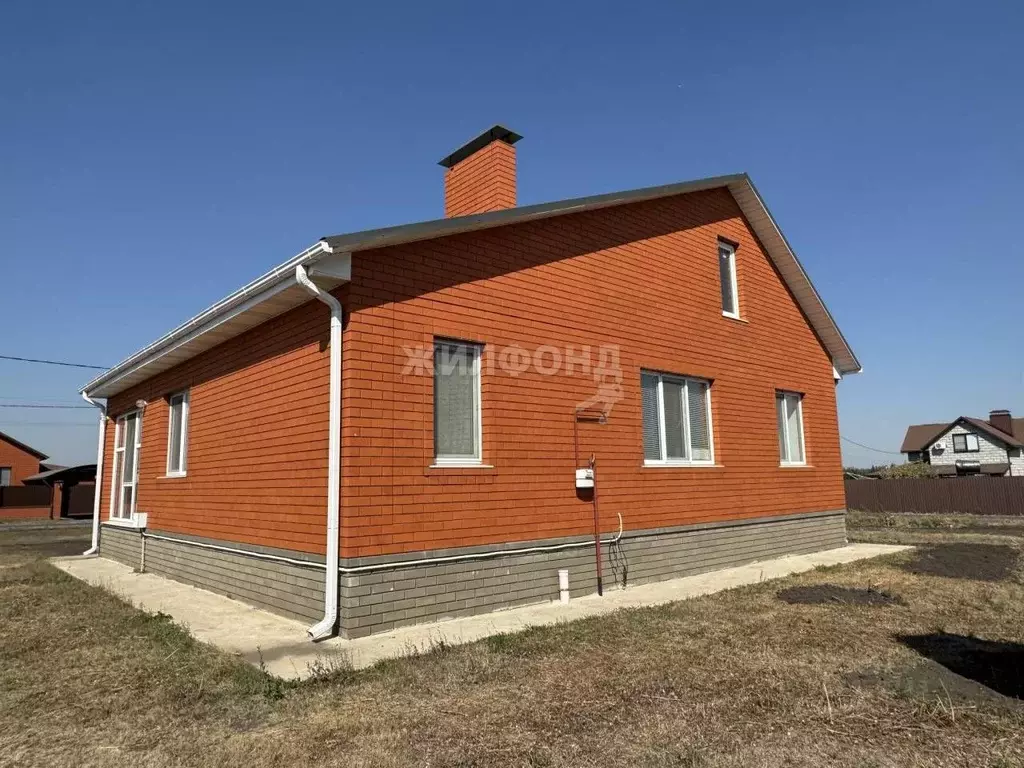 Дом в Белгородская область, Белгородский район, Бессоновское с/пос, с. ... - Фото 1