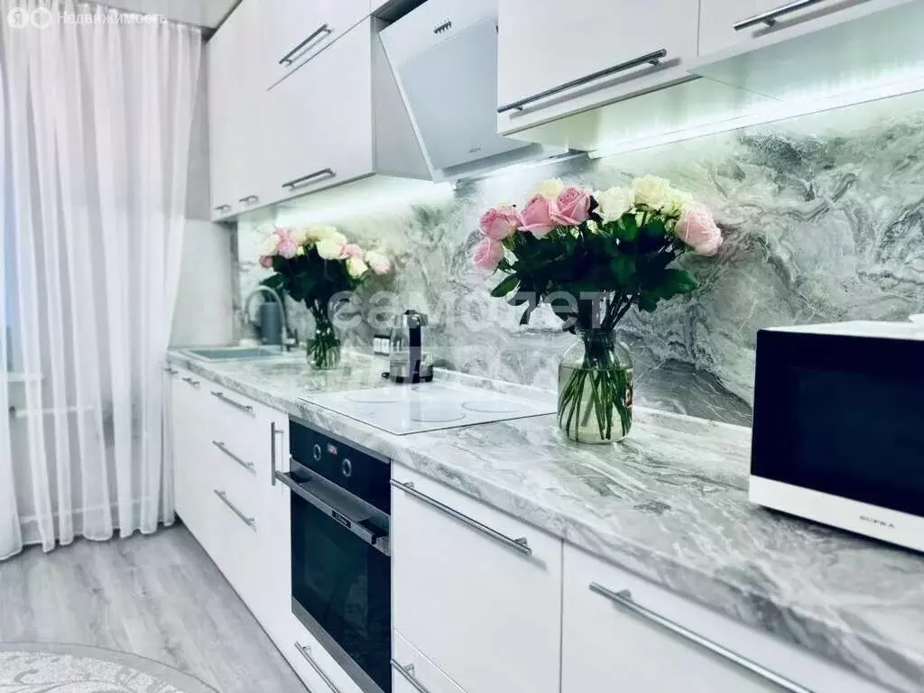 2-комнатная квартира: Миасс, улица Богдана Хмельницкого, 20 (64.2 м) - Фото 1