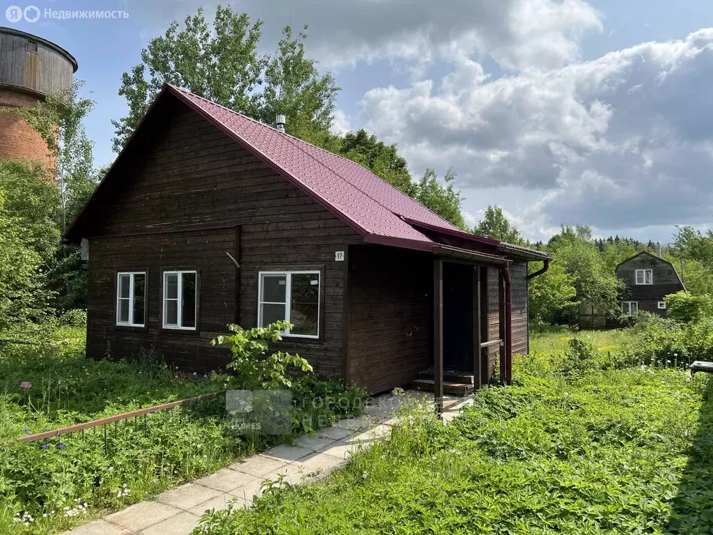 Дом в Московская область, городской округ Клин, деревня Акатово, 17 ... - Фото 0