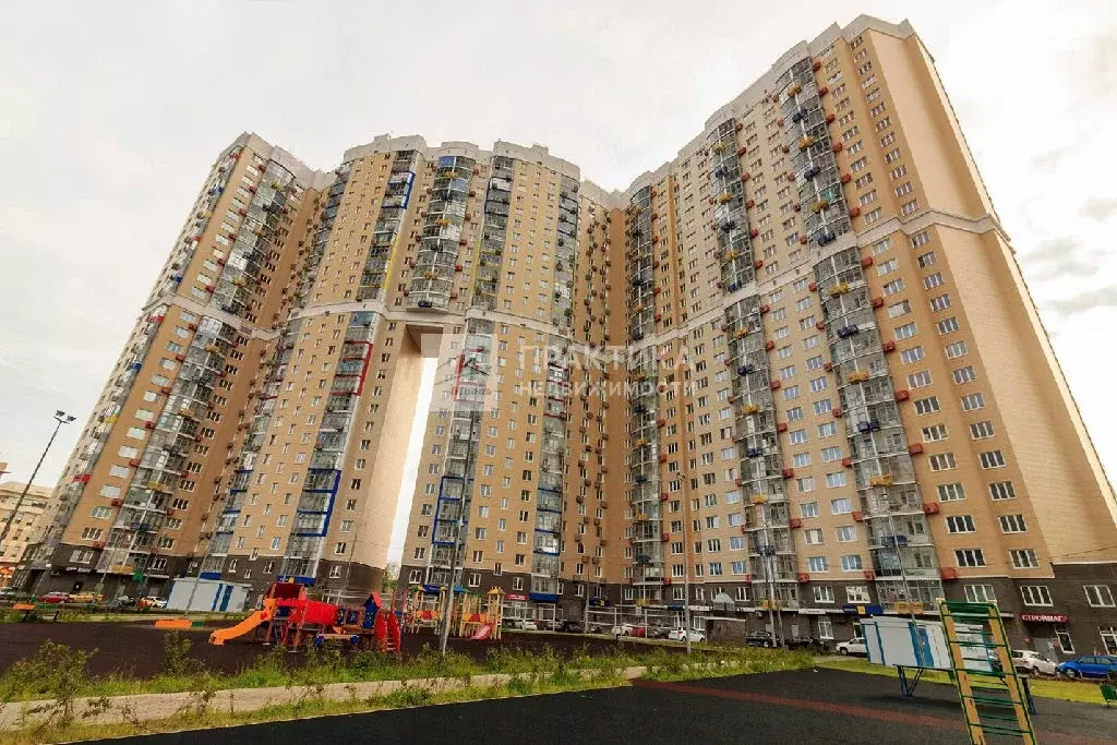 Продается 2-комнатная квартира - Фото 1