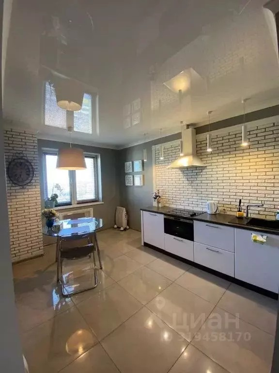 1-к кв. Челябинская область, Челябинск ул. Курчатова, 5в (55.0 м) - Фото 1