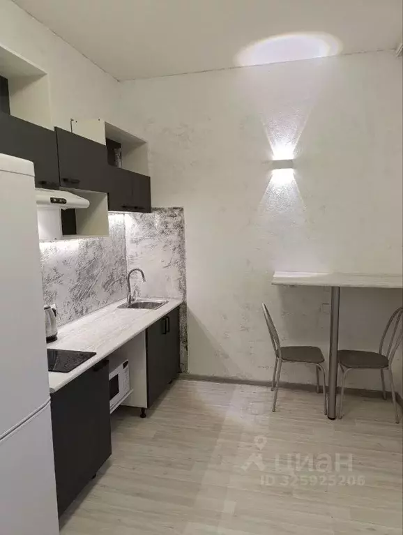 2-к кв. Самарская область, Тольятти ул. Льва Яшина, 16 (55.5 м) - Фото 2