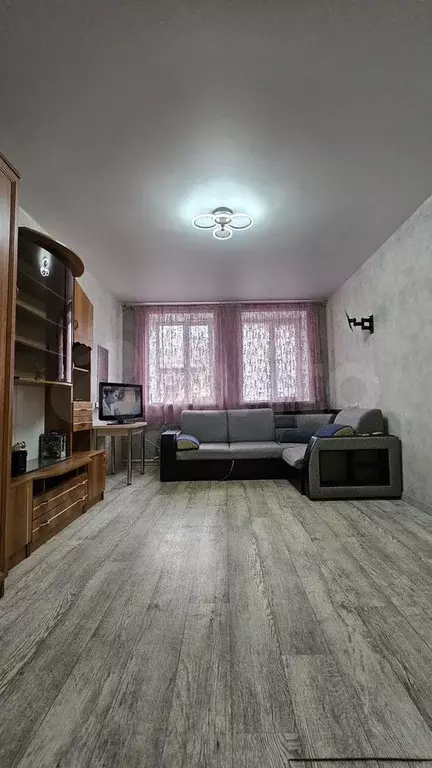 Комната 18,8 м в 3-к., 1/2 эт. - Фото 0