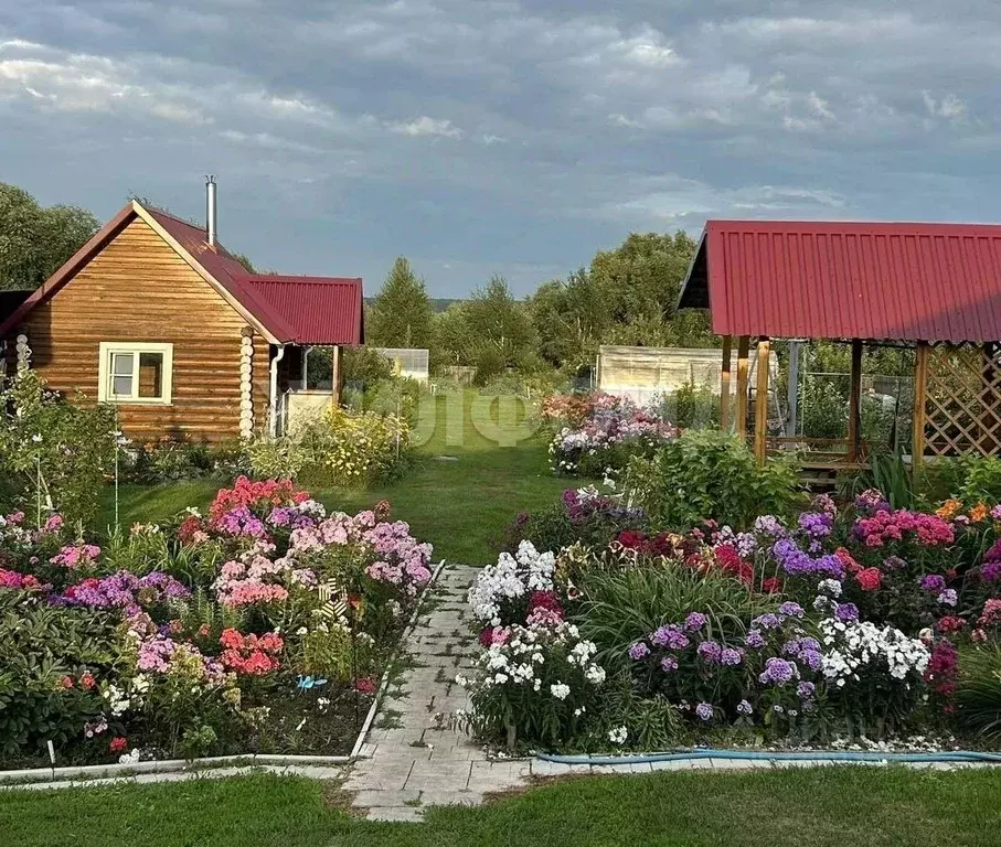 Дом в Новосибирская область, Ордынский район, с. Кирза ул. Калинина ... - Фото 0