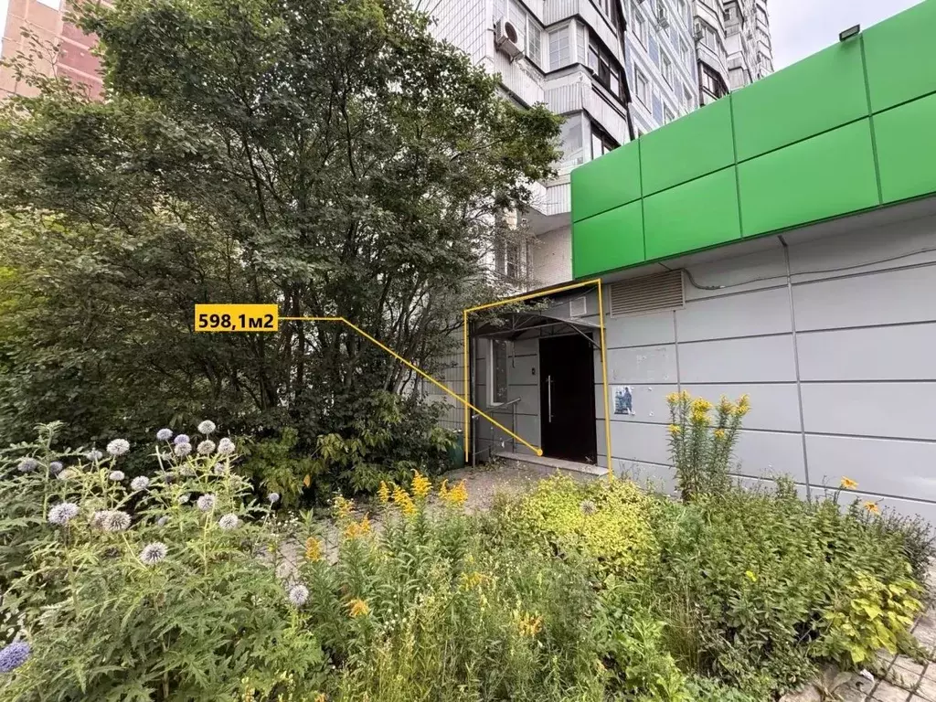 Помещение свободного назначения в Москва ул. Исаковского, 33 (598 м) - Фото 1