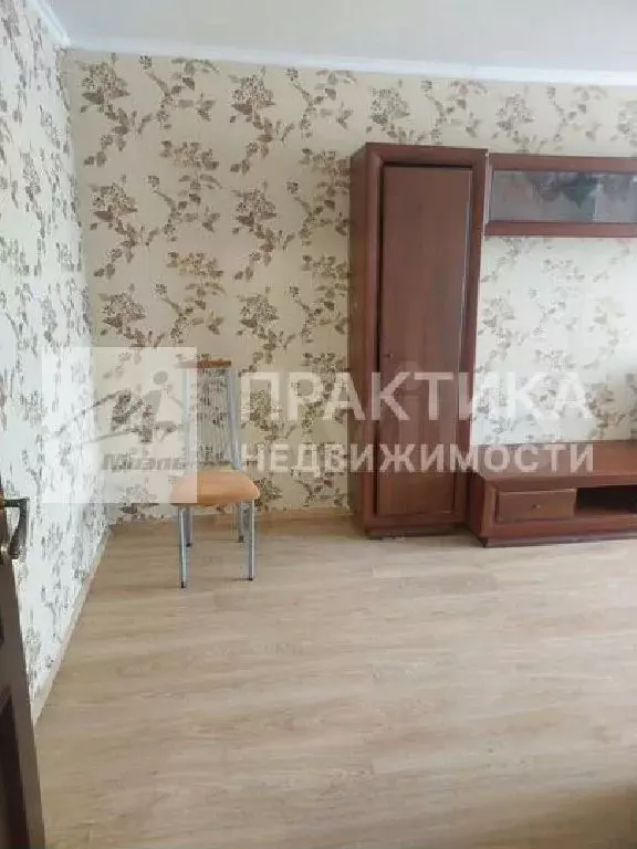 Продается 1-комнатная квартира - Фото 1