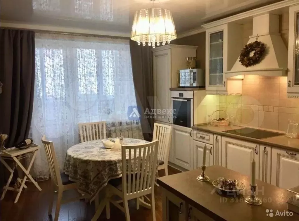 3-к кв. Тюменская область, Тюмень ул. Николая Семенова, 29к2 (90.0 м) - Фото 1