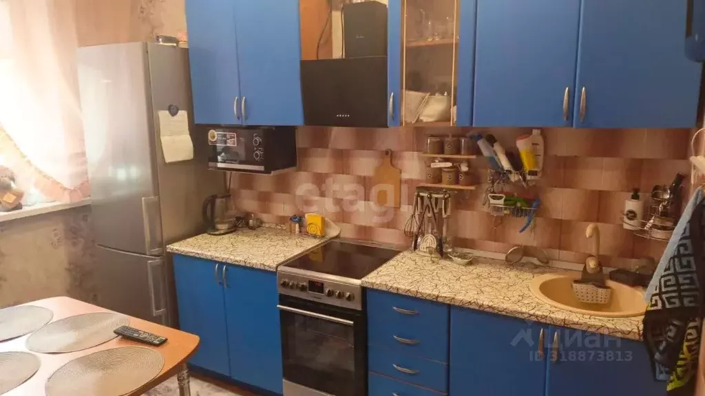 3-к кв. Красноярский край, Норильск Комсомольская ул., 3с1 (71.4 м) - Фото 0