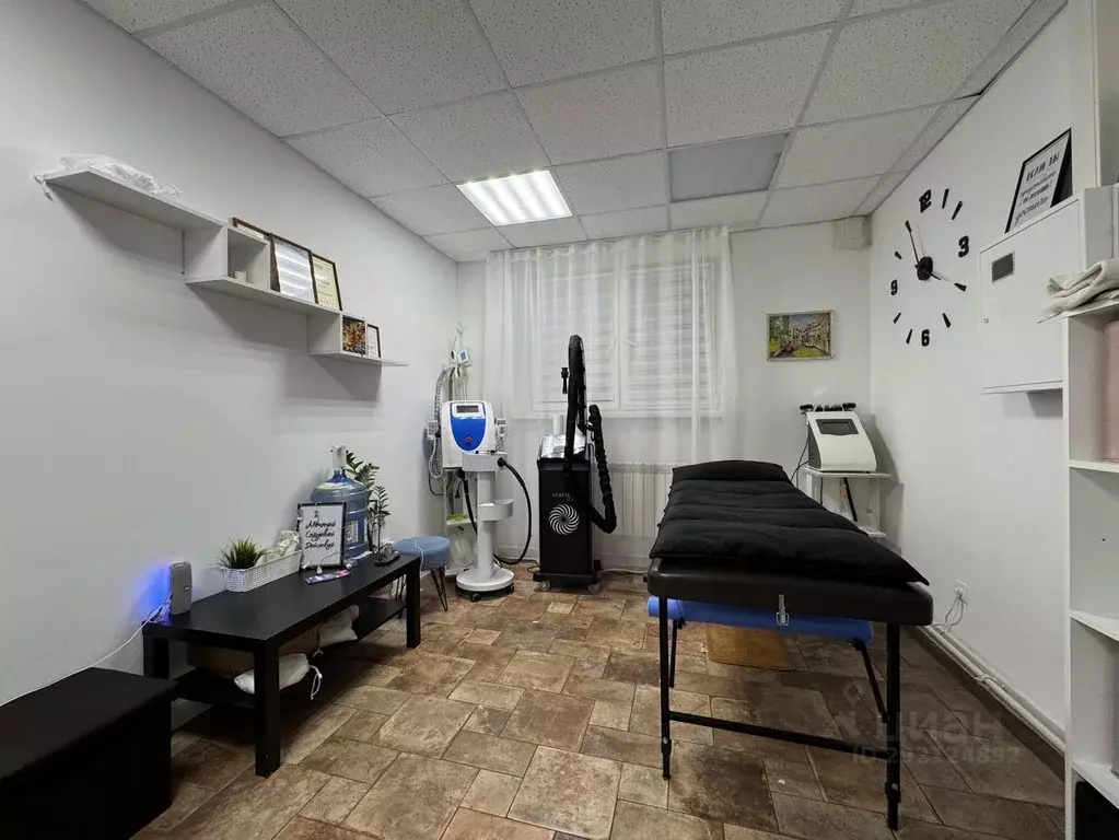 Помещение свободного назначения в Кировская область, Киров ул. ... - Фото 1