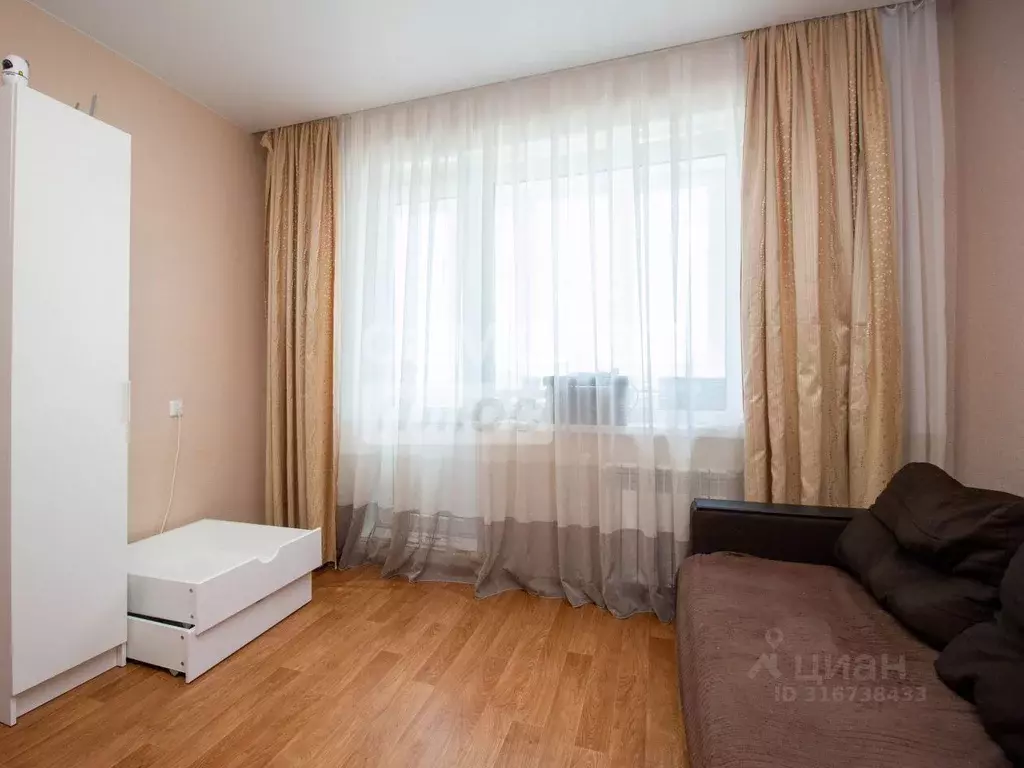 1-к кв. Ульяновская область, Ульяновск ул. Защитников Отечества, 11 ... - Фото 1