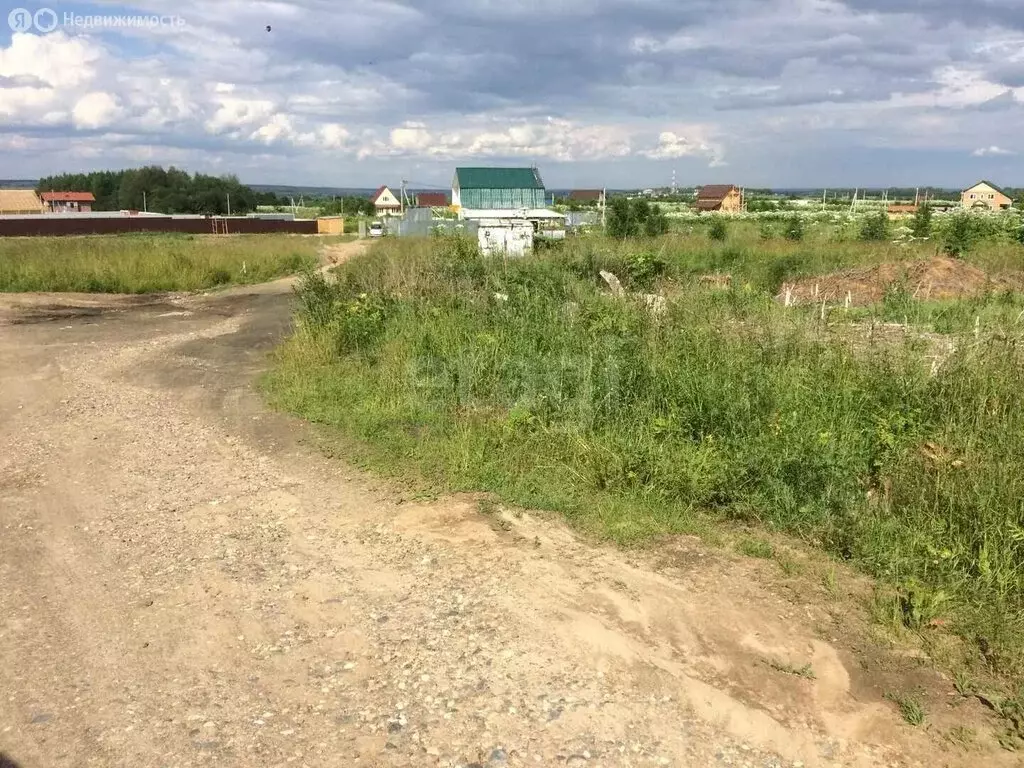 Участок в Ярославская область, Тутаевский муниципальный округ, деревня ... - Фото 1