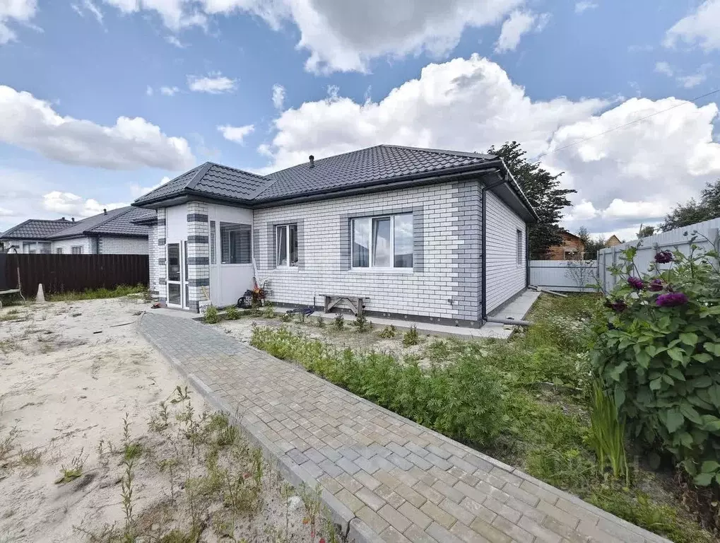 Дом в Тюменская область, Тюмень Луч СНТ, ул. Озерная (110 м) - Фото 1