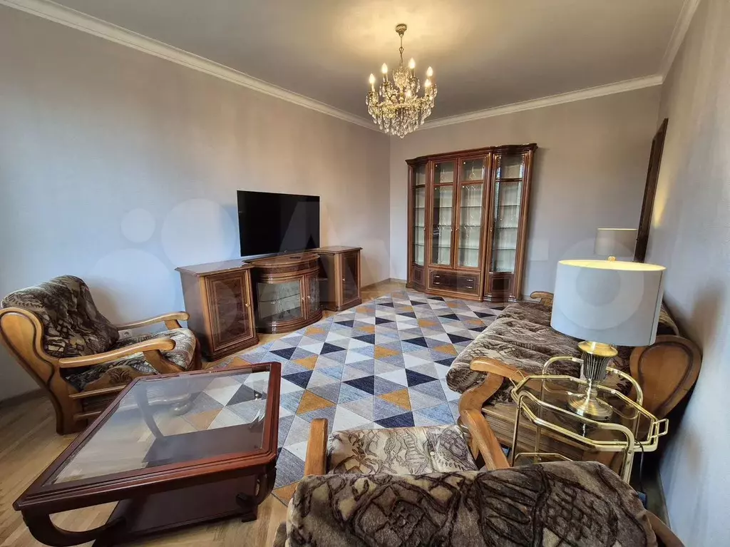 3-к. квартира, 82 м, 5/7 эт. - Фото 0