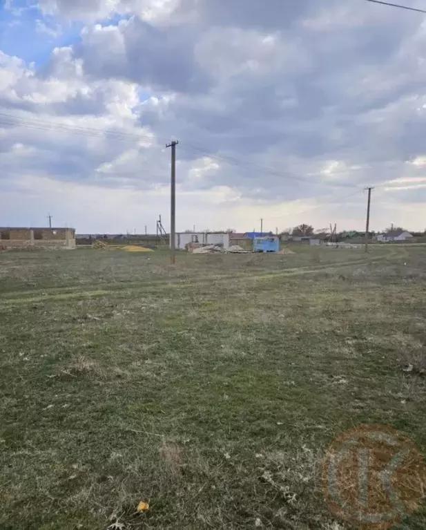 Участок в Крым, Сакский район, Суворовское с/пос, с. Великое ул. ... - Фото 1