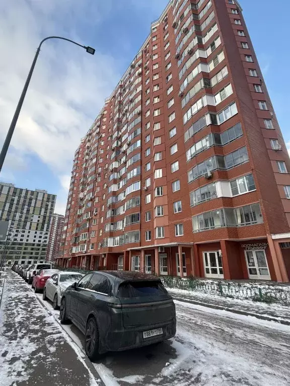 2-к кв. Москва ул. Лавриненко, 3А (53.1 м) - Фото 1