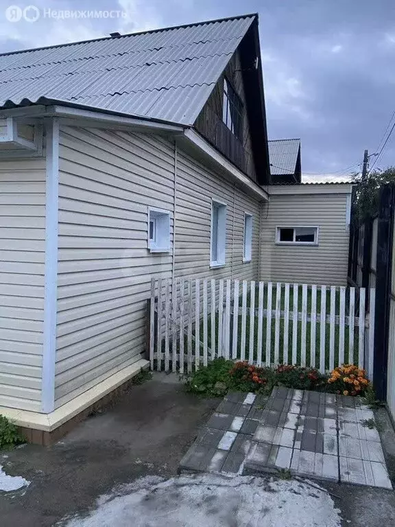 Дом в Улан-Удэ, микрорайон Плодово-ягодная опытная станция (101.6 м) - Фото 1