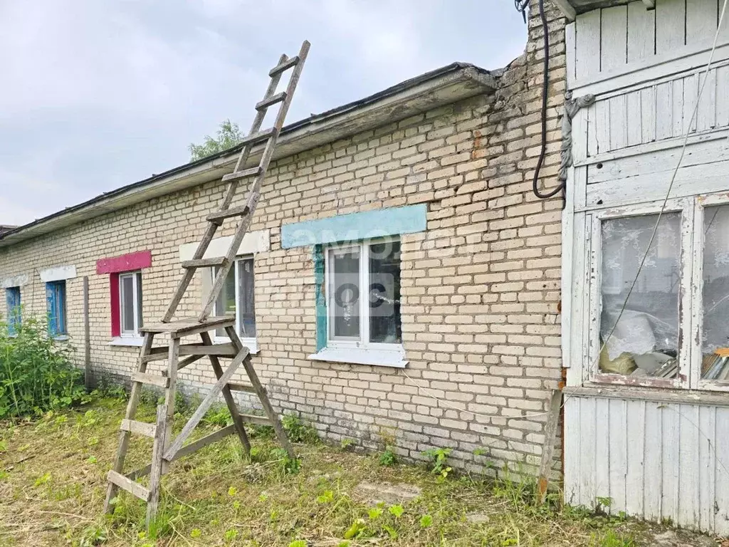 Дом в Калужская область, Бабынинский район, Сабуровщино с/пос, д. ... - Фото 1