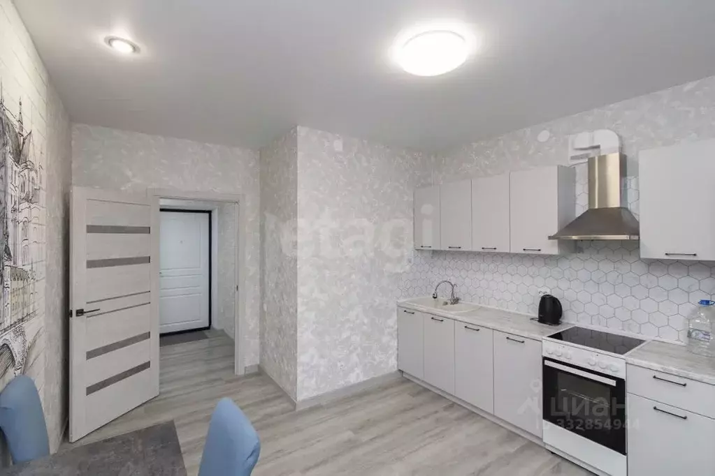 1-к кв. Тюменская область, Тюмень ул. Республики, 204к11 (41.0 м) - Фото 1