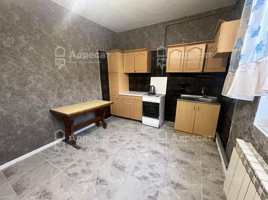 Дом в Волгоградская область, Волгоград Эльтонская ул. (90 м) - Фото 2