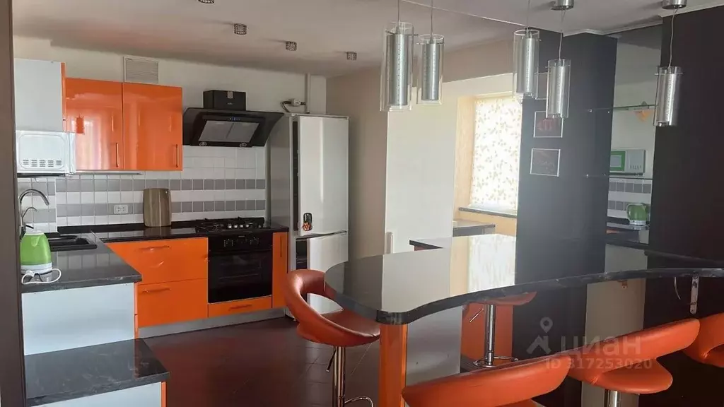 2-к кв. Владимирская область, Владимир просп. Ленина, 71б (65.6 м) - Фото 1
