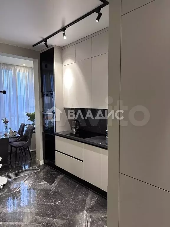 2-к. квартира, 50 м, 6/31 эт. - Фото 0