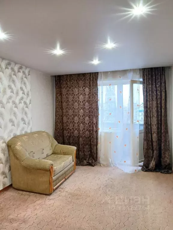 1-к кв. Кемеровская область, Новокузнецк ул. Новаторов, 13 (30.0 м) - Фото 1