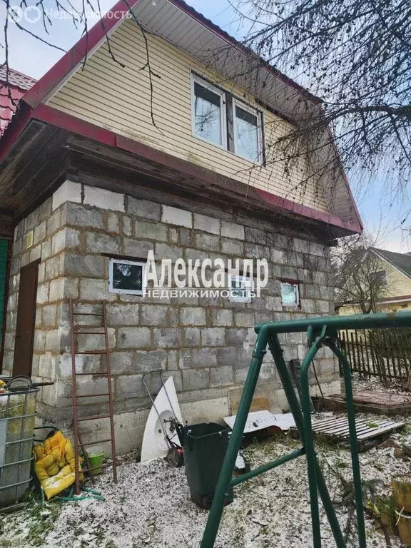 Дом в Пениковское сельское поселение, деревня Дубки, Центральная ... - Фото 2