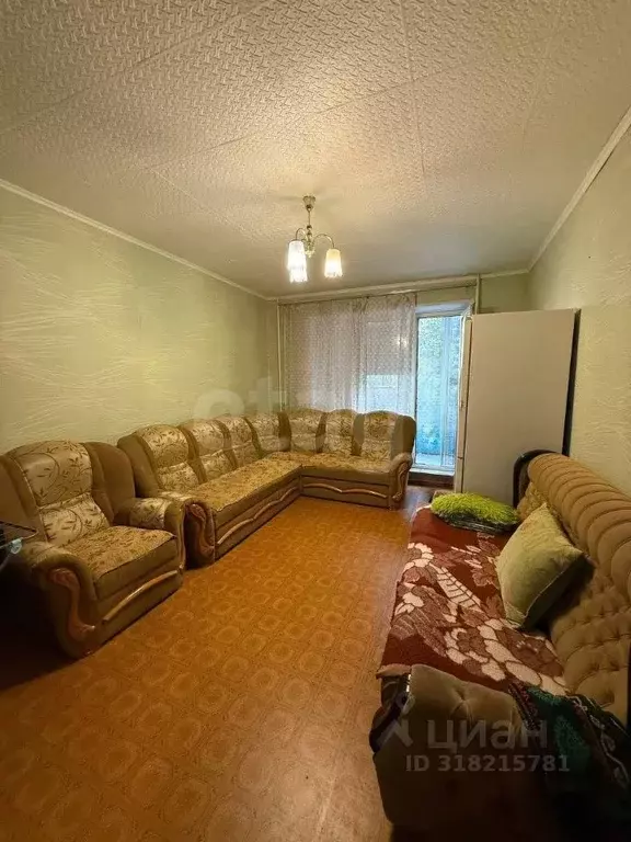 1-к кв. Белгородская область, Губкин ул. Королева, 4 (37.4 м) - Фото 1