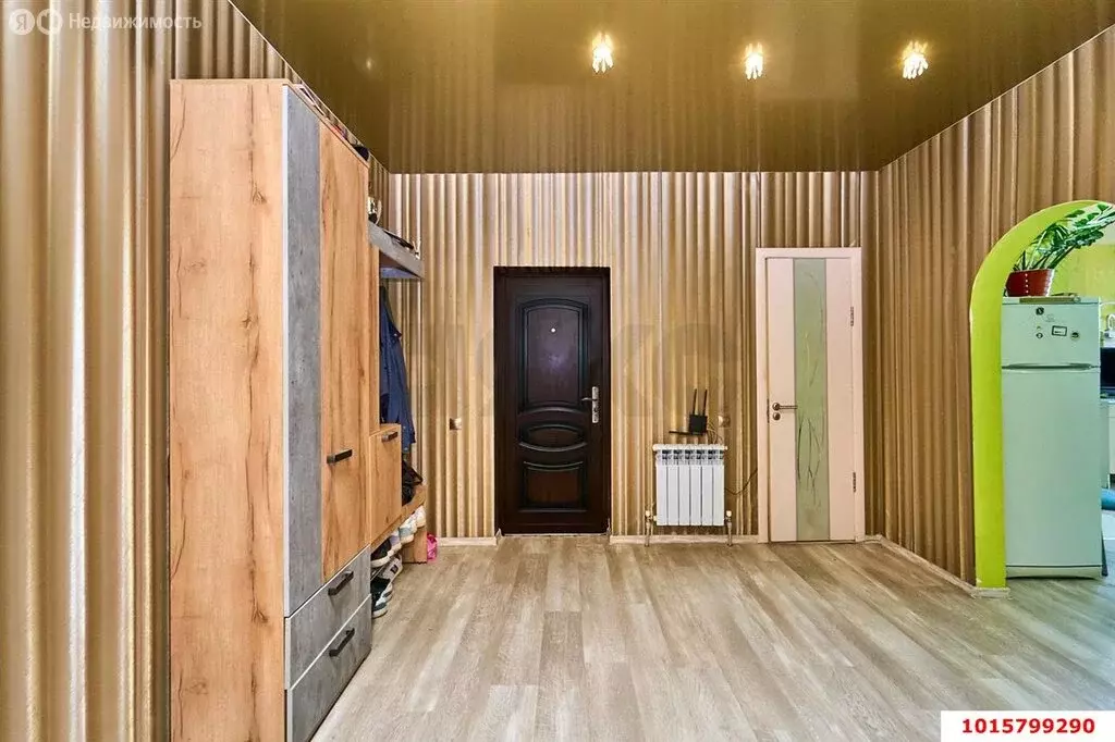 2-комнатная квартира: посёлок городского типа Яблоновский, Космическая ... - Фото 1