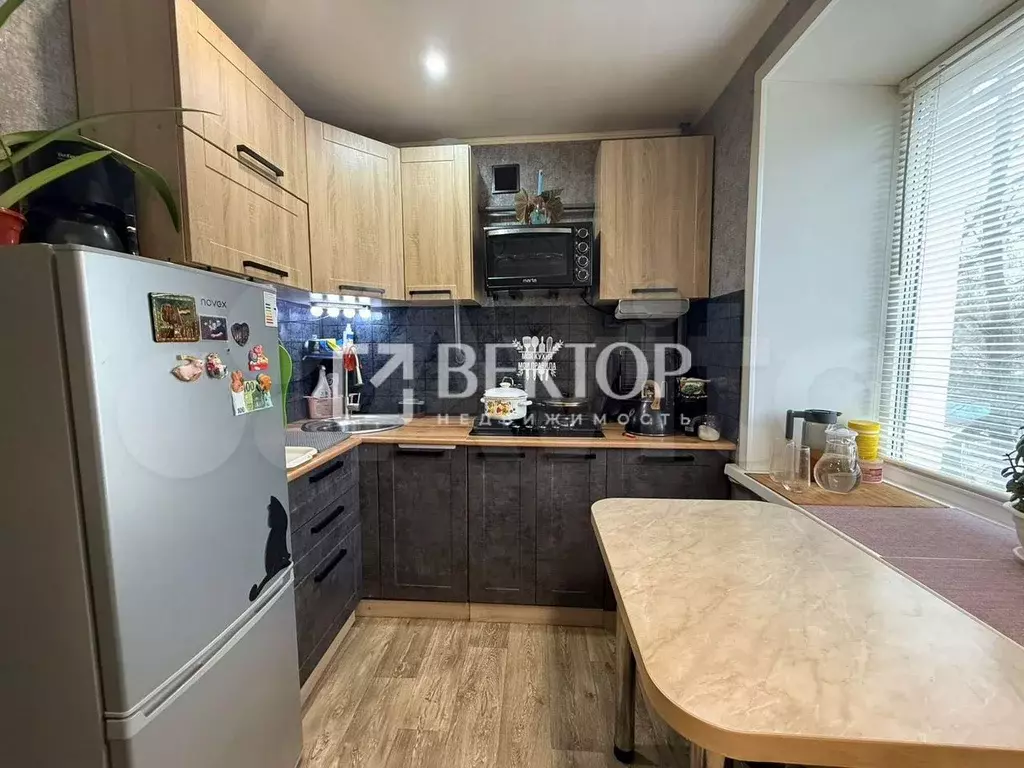 3-к. квартира, 52 м, 2/5 эт. - Фото 0
