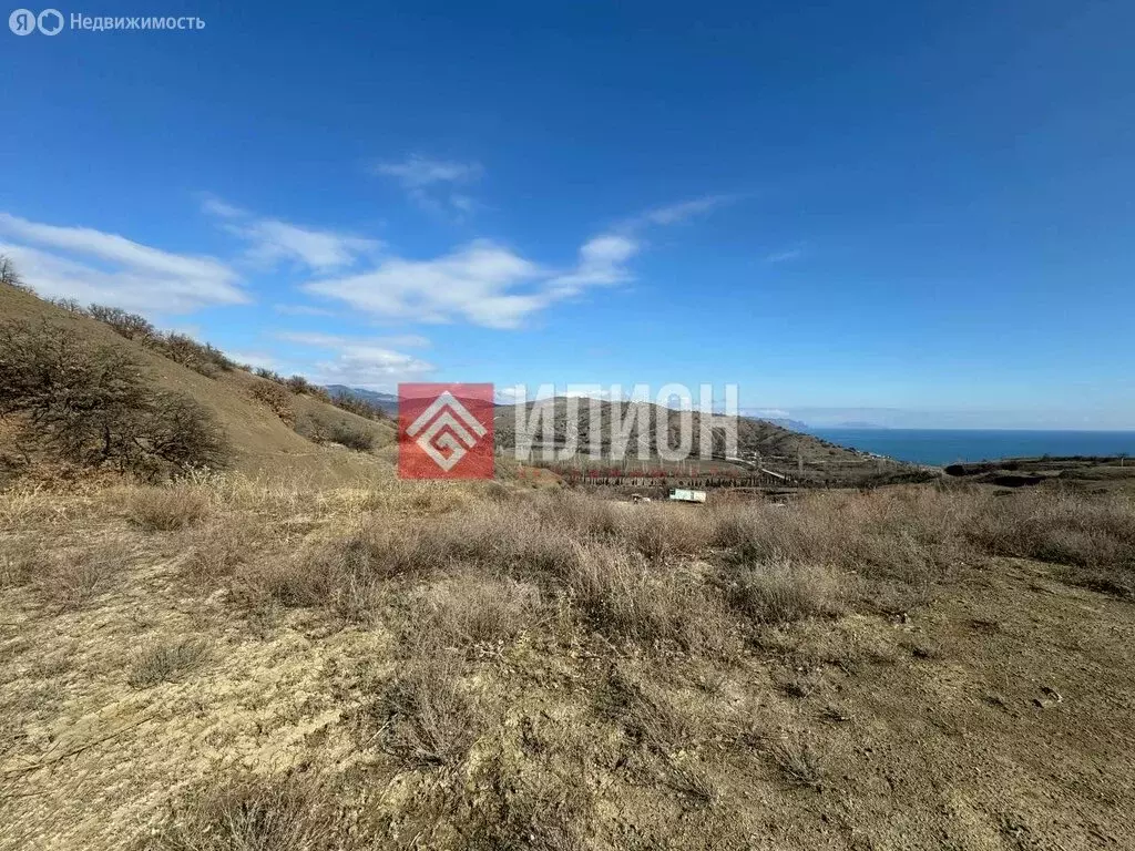 Участок в Республика Крым, муниципальный округ Алушта, село Приветное ... - Фото 1