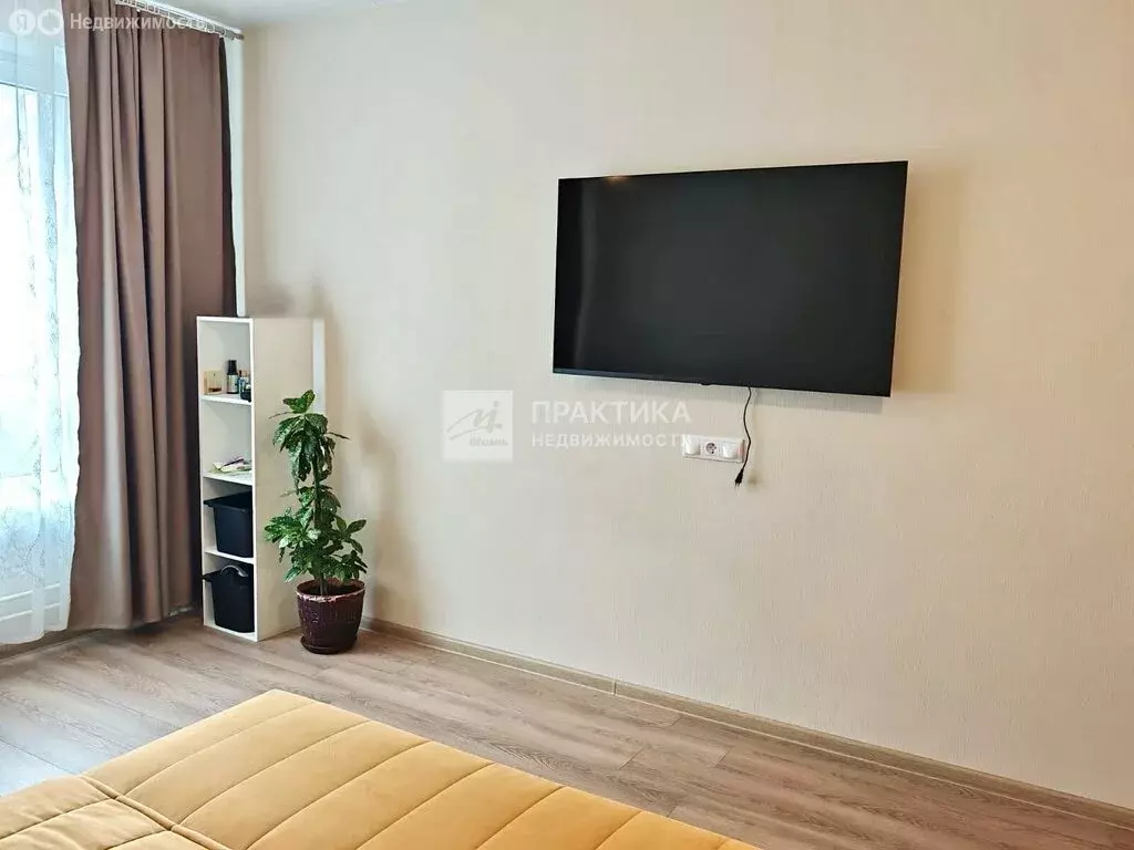 3-комнатная квартира: Люберцы, Рождественская улица, 8 (77.9 м) - Фото 1