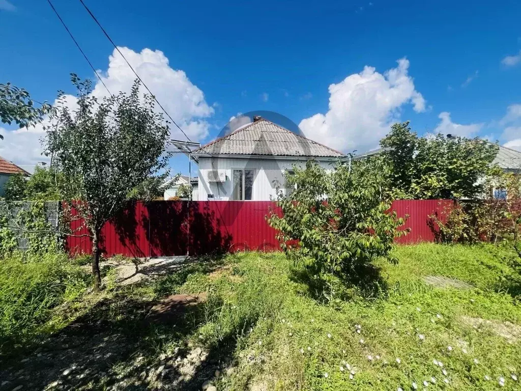 Дом в Краснодарский край, Апшеронск ул. Серова (35 м) - Фото 1