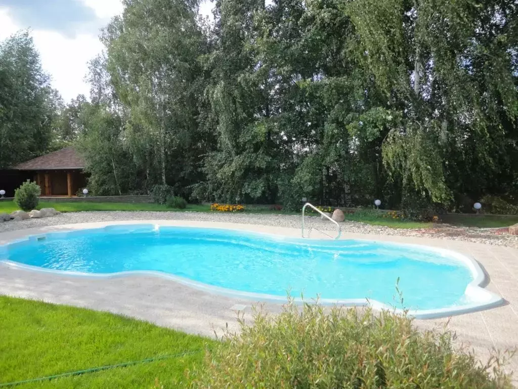 Дом в Калужская область, Жуковский район, Тростье с/пос, д. Тростье ... - Фото 2