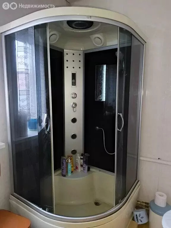 Дом в Омская область, рабочий посёлок Большеречье, улица 5-й Тупик, 10 ... - Фото 1