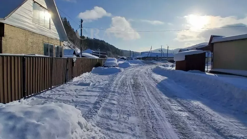 Дом в Алтай, Майминский район, с. Кызыл-Озек ул. Горького (26 м) - Фото 2