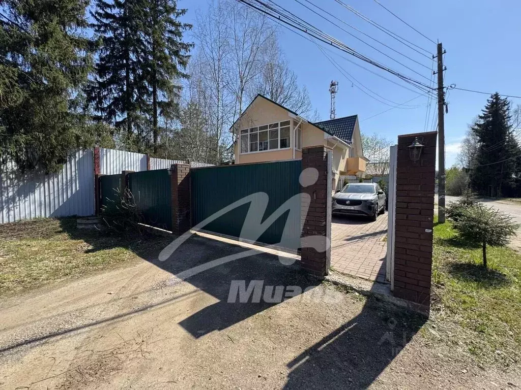 Дом в Московская область, Наро-Фоминский городской округ, д. Глаголево ... - Фото 1