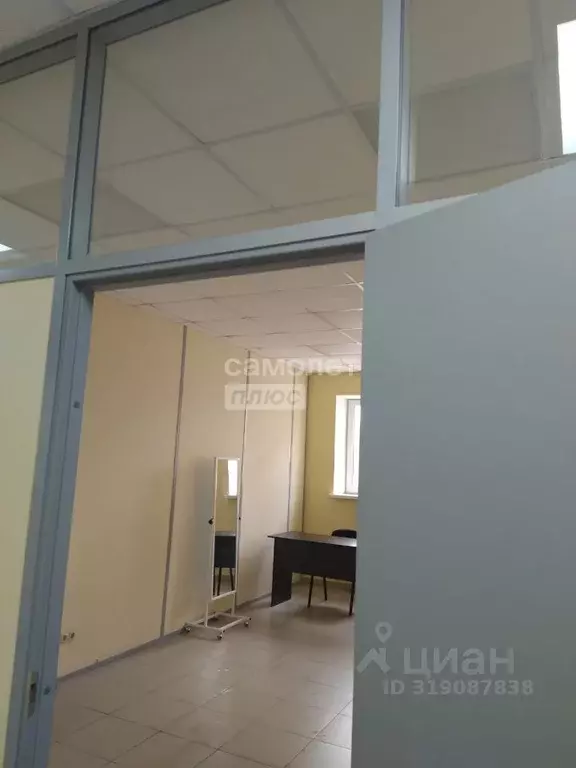 Офис в Свердловская область, Екатеринбург ул. Лукиных, 5 (23 м) - Фото 0