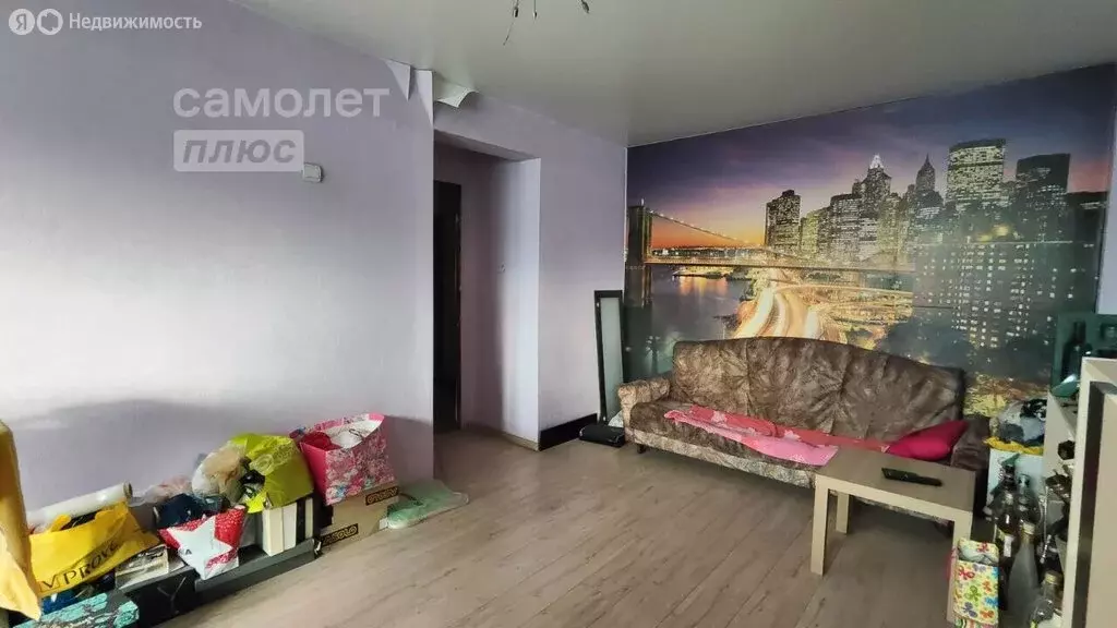 3-комнатная квартира: Иркутск, улица Декабрьских Событий, 86 (56 м) - Фото 0