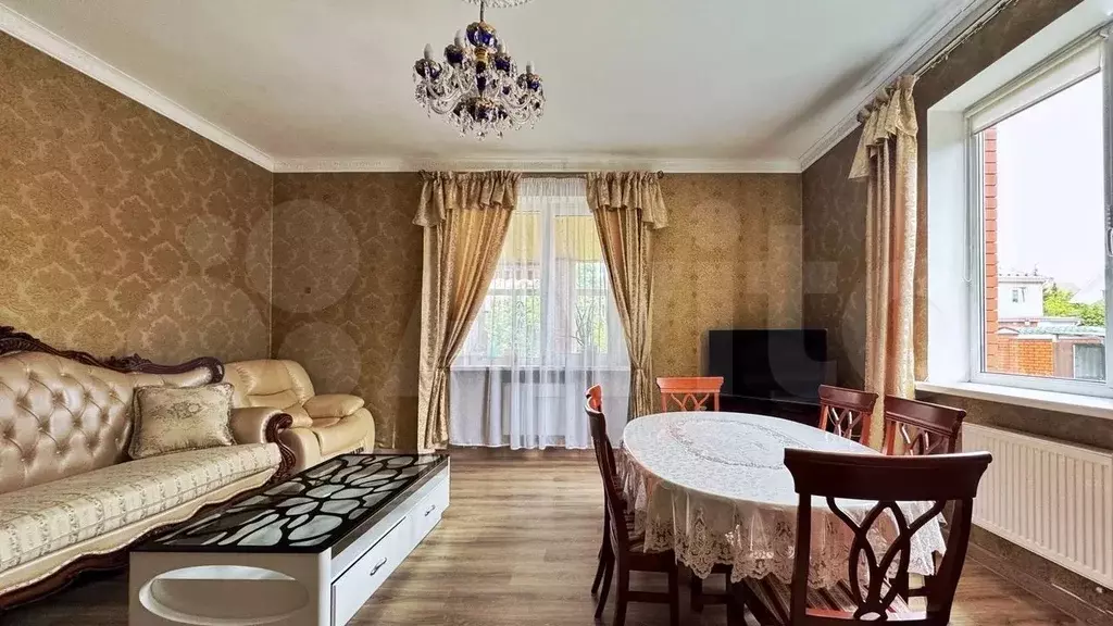 Дом 300 м на участке 9 сот. - Фото 1