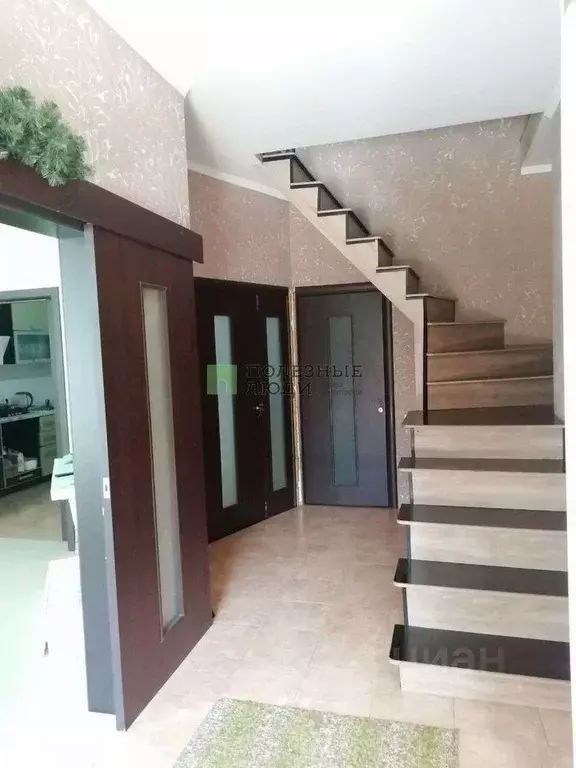 5-к кв. Краснодарский край, Новороссийск пер. Фабричный, 7 (148.0 м) - Фото 1