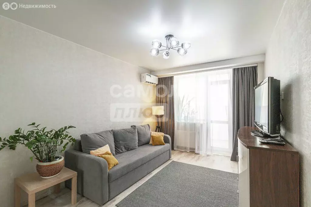 1-комнатная квартира: Омск, бульвар Архитекторов, 1Б (41 м) - Фото 0