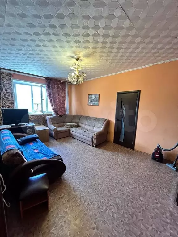 3-к. квартира, 60 м, 3/9 эт. - Фото 1