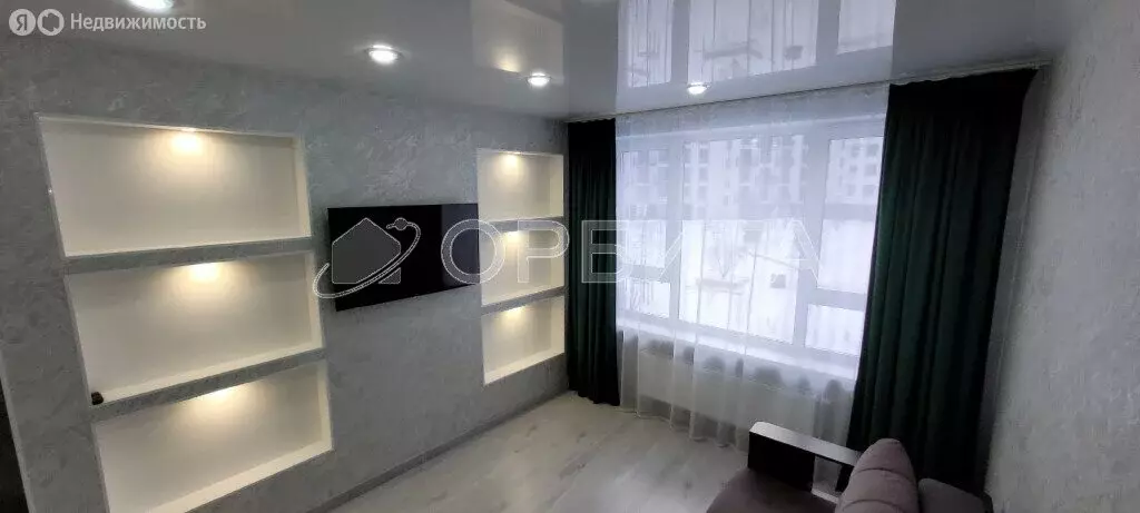 1-комнатная квартира: Тюмень, улица Василия Подшибякина, 21 (42 м) - Фото 1