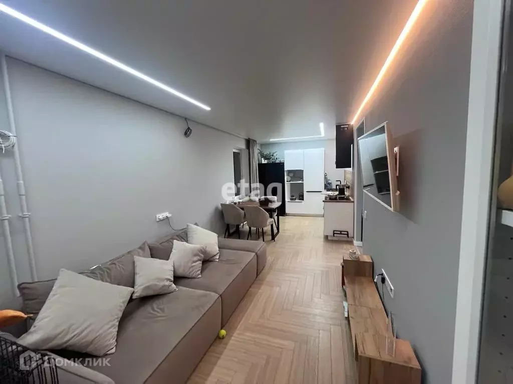 Продаётся 2-к квартира, 55.7 м - Фото 0