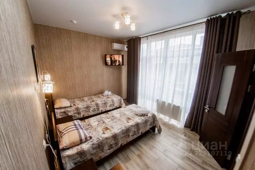 Комната Краснодарский край, Анапа ул. Ленина, 121 - Фото 1